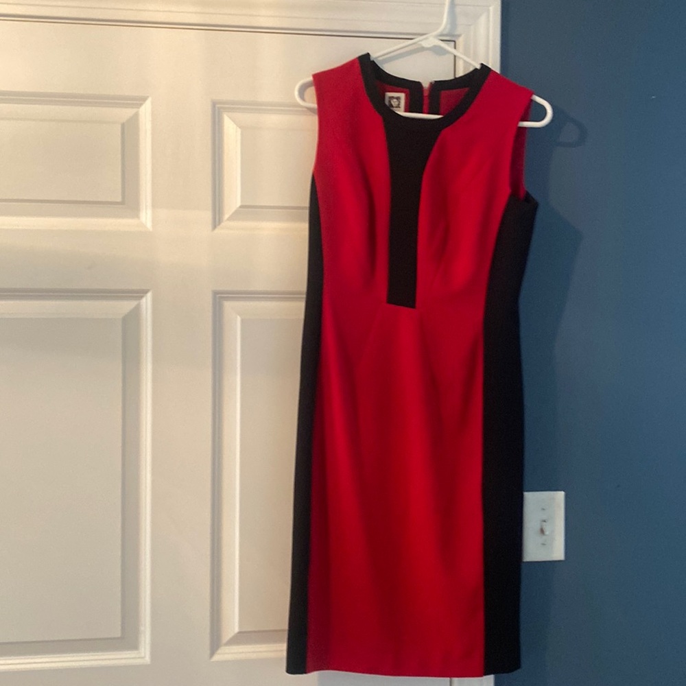 Anne Klein sleeveless work dress